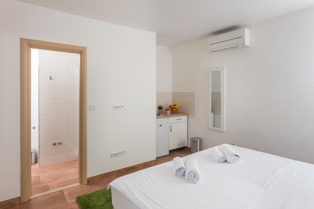 Guest House Eight Roses Dubrovnik Eksteriør billede